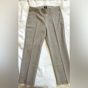 NWOT Crosby Checkered Above Ankle Dress Pants